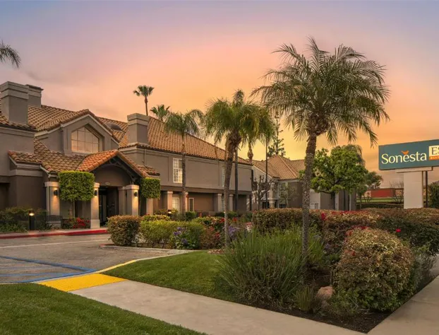 Sonesta ES Suites Chatsworth hotel detail image 2