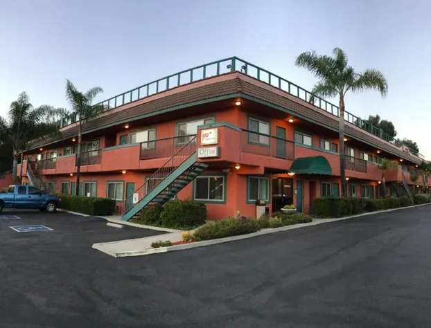 Oakridge Inn hotel detail image 1