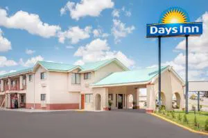 Days Inn by Wyndham Hobbs hotel hero