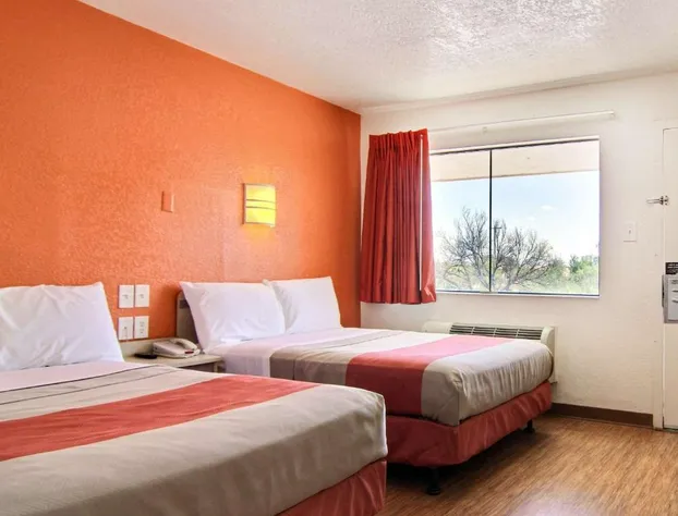 Motel 6 San Ysidro, CA - San Diego - Border hotel detail image 3