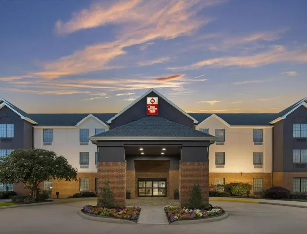 Best Western Plus Executive Hotel & Suites hotel detail image 2