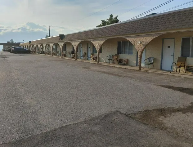 Magnuson Hotel Creston hotel detail image 2