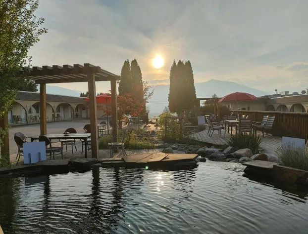 Magnuson Hotel Creston hotel detail image 4