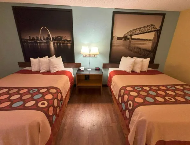 Super 8 by Wyndham O'Fallon hotel detail image 4