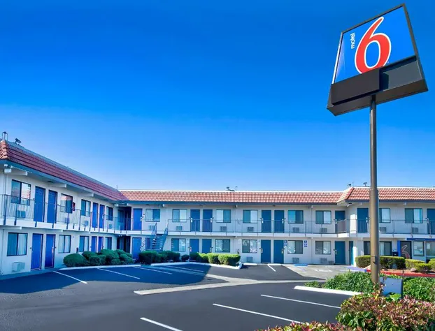 Motel 6 Vallejo, CA - Six Flags West hotel detail image 2