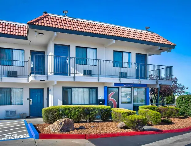 Motel 6 Vallejo, CA - Six Flags West hotel detail image 2