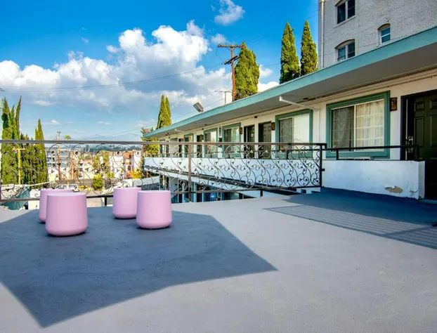 LA Royal Viking Apartments hotel detail image 2