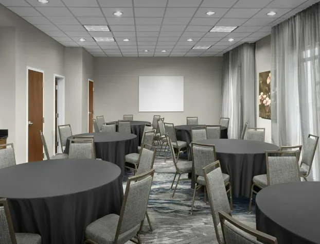 Fairfield Inn & Suites by Marriott Fayetteville North hotel detail image 4