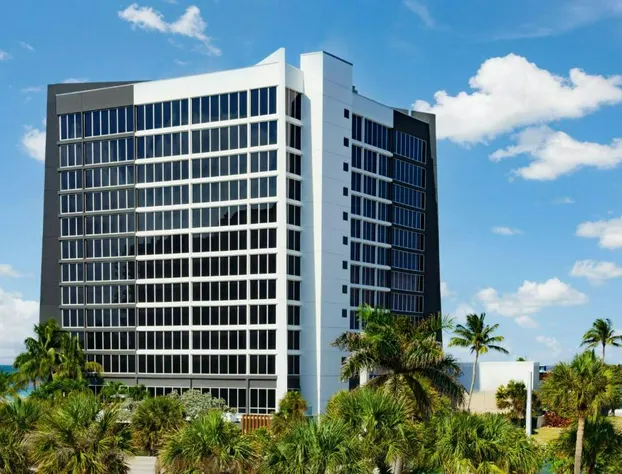 Courtyard by Marriott Oceanside Fort Lauderdale Beach hotel detail image 2