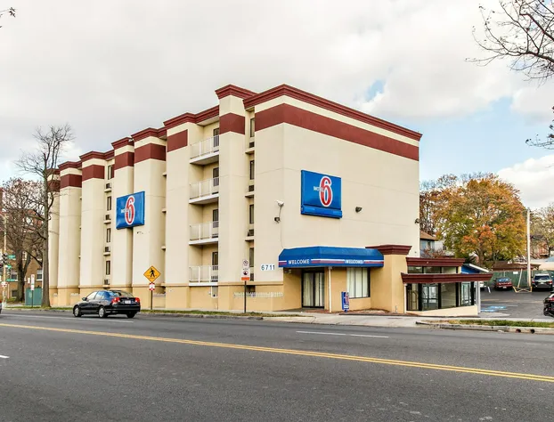 Motel 6 Washington, DC hotel detail image 1