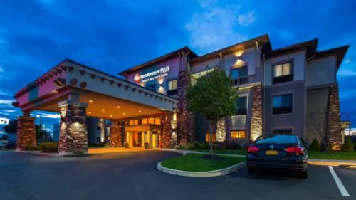 Best Western Plus Finger Lakes Inn & Suites hotel hero