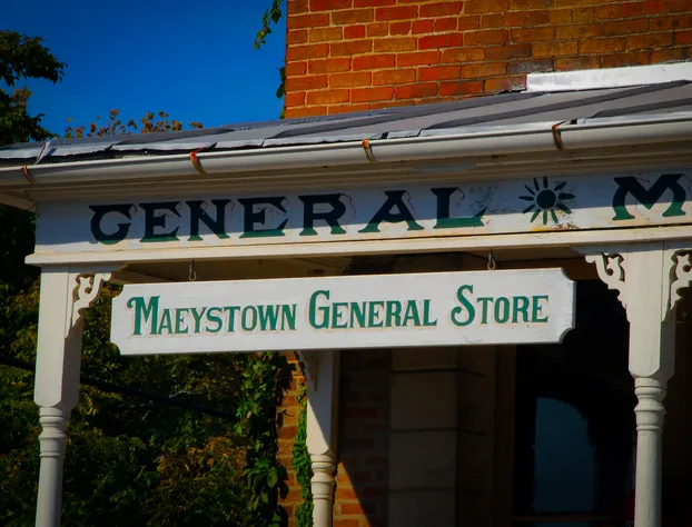 Corner George Inn Bed & Breakfast hotel detail image 1