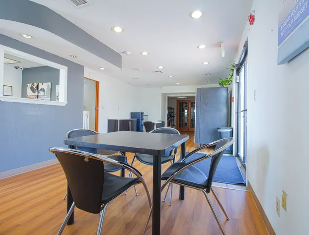 Studio Inn Extended Stay Oklahoma City Airport by OYO hotel detail image 2