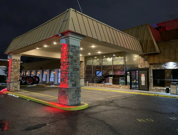 Ramada by Wyndham Rochelle Park Near Paramus hotel detail image 2