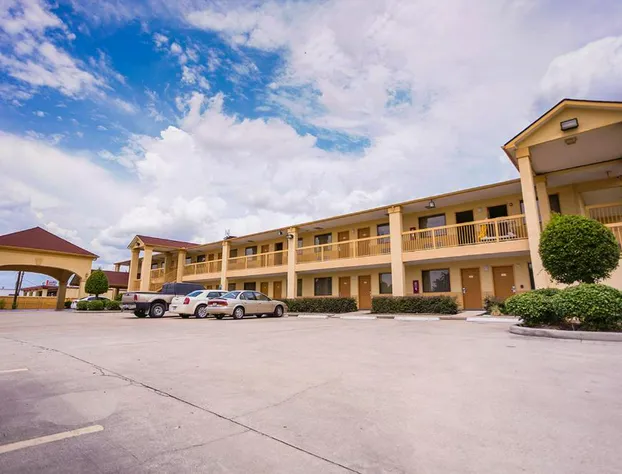 Downtowner Inn and Suites Hobby hotel detail image 1