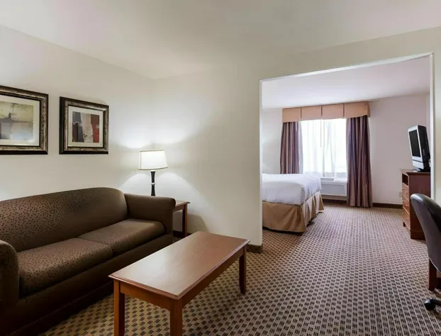 Quality Suites Huntsville Near University hotel detail image 3