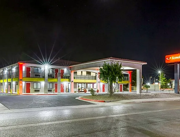 Econo Lodge West - Coors Blvd hotel detail image 2