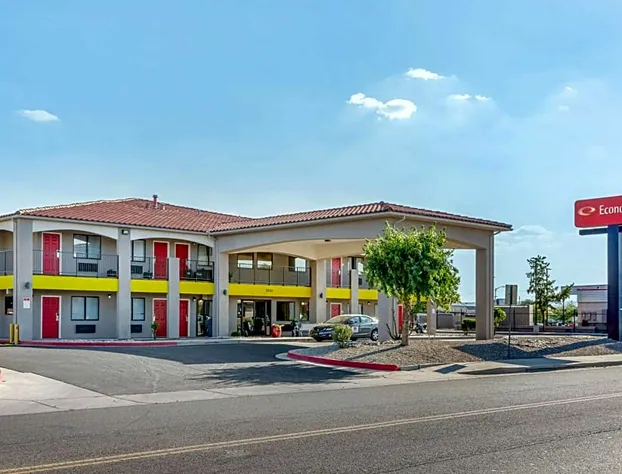 Econo Lodge West - Coors Blvd hotel detail image 3