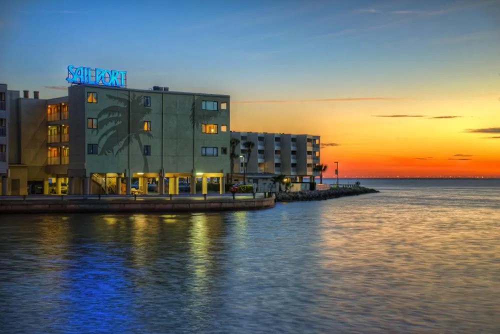Sailport Waterfront Suites hotel hero
