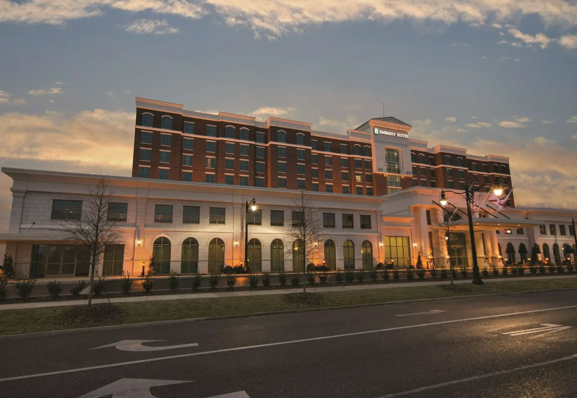 Embassy Suites by Hilton Tuscaloosa Alabama Downtown hotel hero