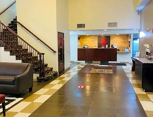 Red Roof Inn & Suites Detroit-Melvindale/ Dearborn hotel detail image 2