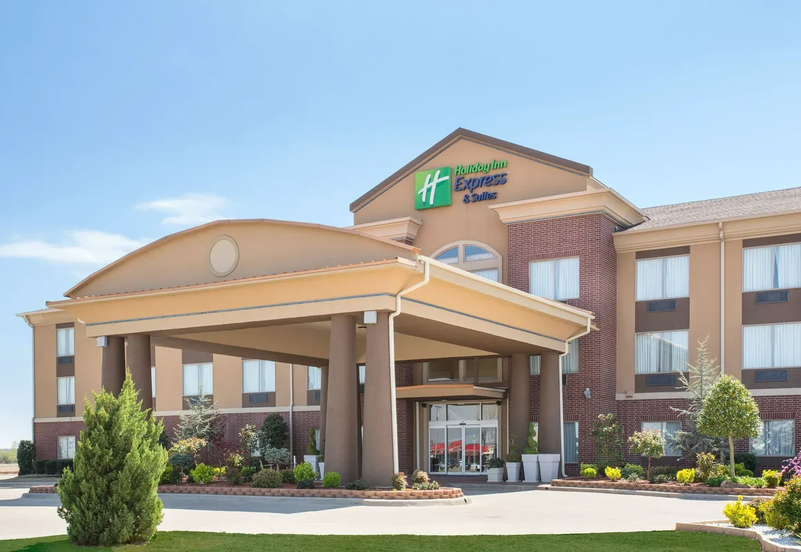 Holiday Inn Express Hotel & Suites Pauls Valley by IHG hotel hero
