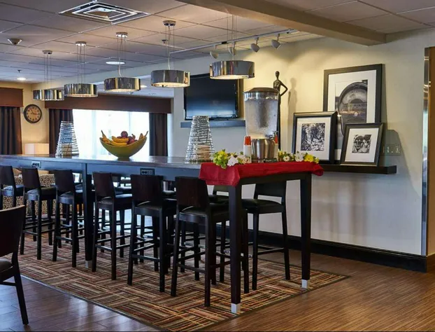 Hampton Inn Uniontown hotel detail image 3