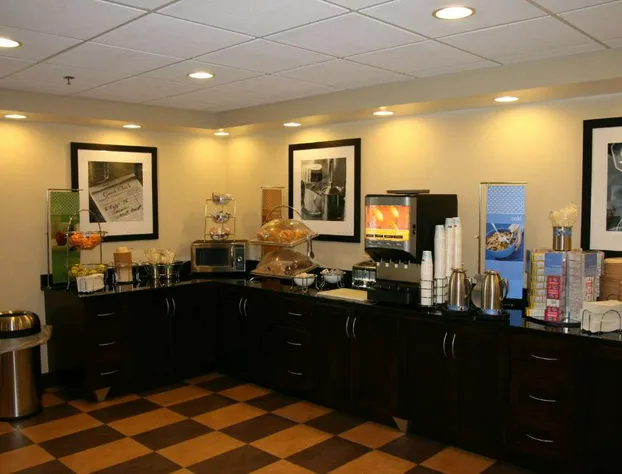 Hampton Inn Uniontown hotel detail image 4