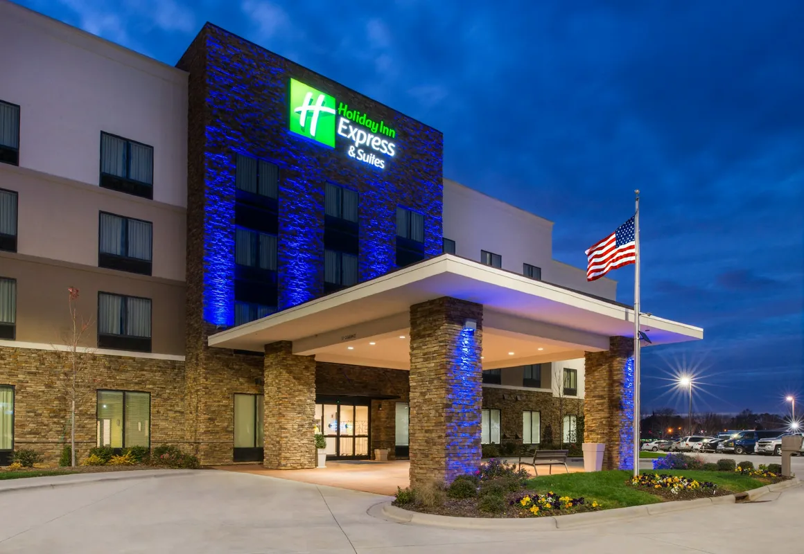 Holiday Inn Express Hotel & Suites Monroe by IHG hotel hero