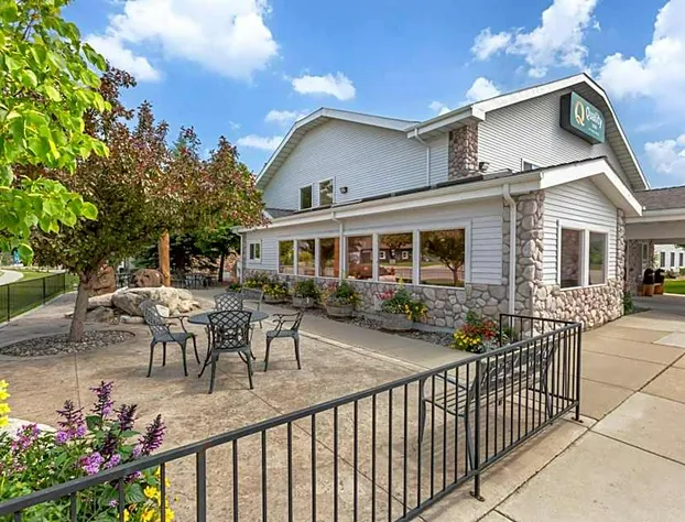 Quality Inn Red Lodge Gateway To Yellowstone hotel detail image 3