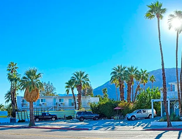 Inn at Palm Springs hotel detail image 3