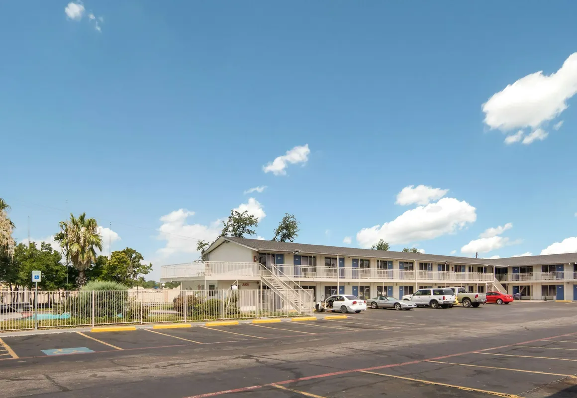 Motel 6 Fort Worth, TX - Seminary hotel hero