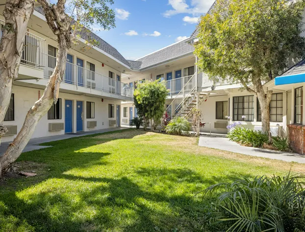 Motel 6 Carlsbad Downtown hotel detail image 3