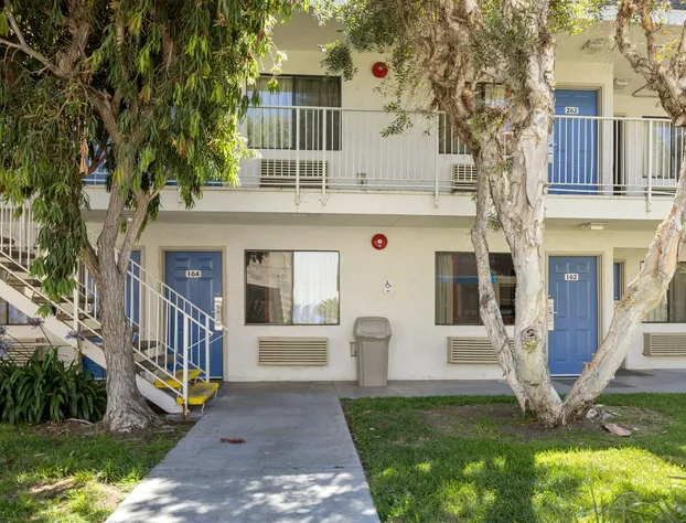 Motel 6 Carlsbad Downtown hotel detail image 2