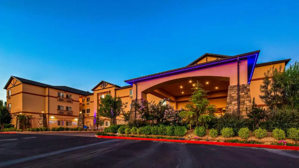 Best Western Plus Zion West Hotel hotel hero