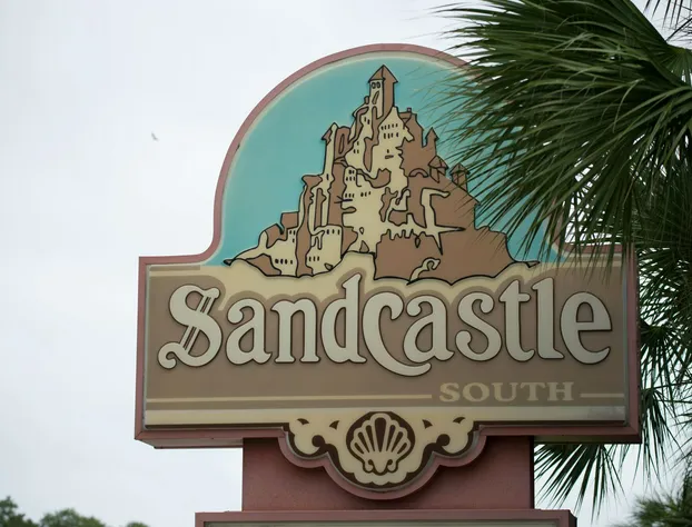 Sand Castle Resort by Patton Hospitality hotel detail image 2