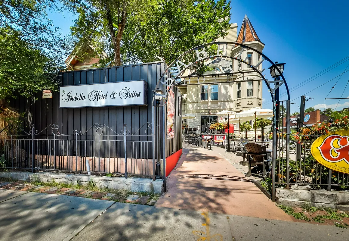 Isabella Hotel & Suites hotel hero