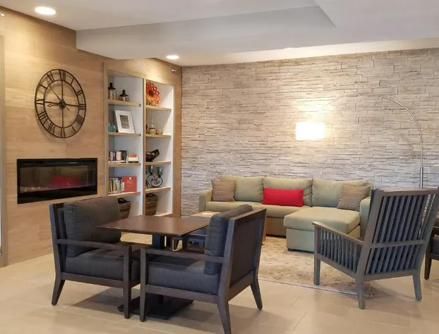 Country Inn & Suites by Radisson, St. Cloud West, MN hotel detail image 4