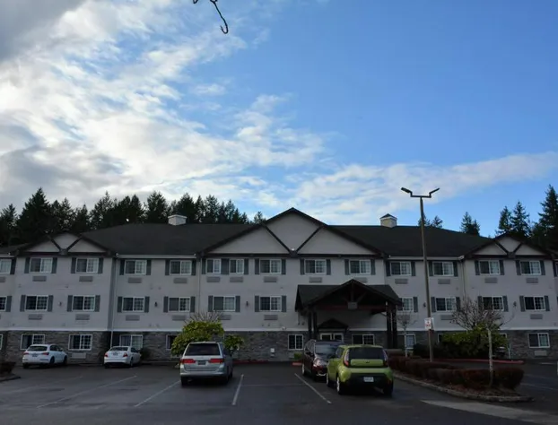 FairBridge Inn & Suites Dupont hotel detail image 1