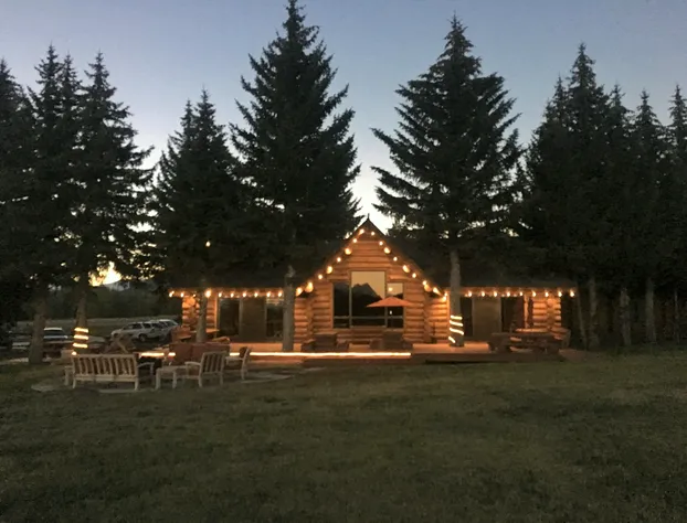 Hatchet Resort hotel detail image 3