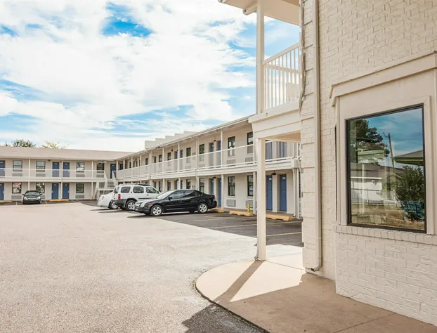 Motel 6 Texarkana, AR hotel detail image 2