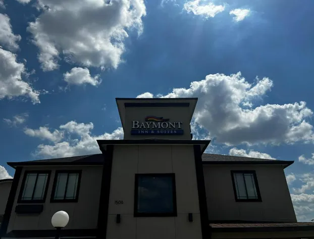 Baymont by Wyndham Bryan College Station hotel detail image 1