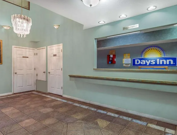 Days Inn by Wyndham San Antonio hotel detail image 3