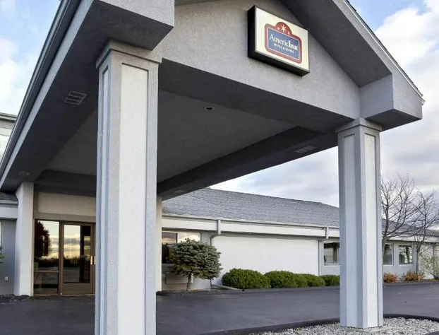 AmericInn by Wyndham Bay City hotel detail image 3