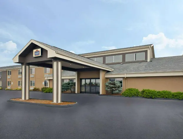 AmericInn by Wyndham Bay City hotel detail image 1