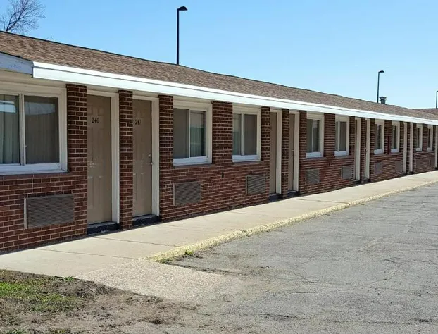 Travelers Lodge Motel Marshall hotel detail image 2