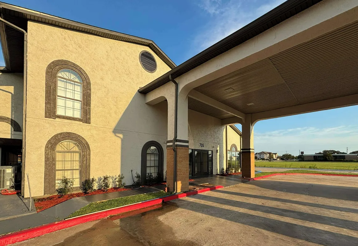 Motel 6 La Porte, TX hotel hero