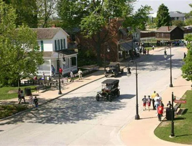 Holiday Inn Express & Suites Dearborn SW - Detroit Area by IHG hotel detail image 1