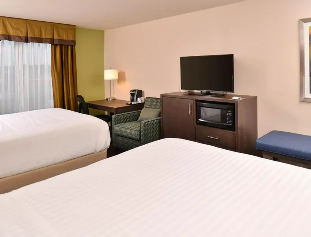 Holiday Inn Express & Suites Dearborn SW - Detroit Area by IHG hotel detail image 4