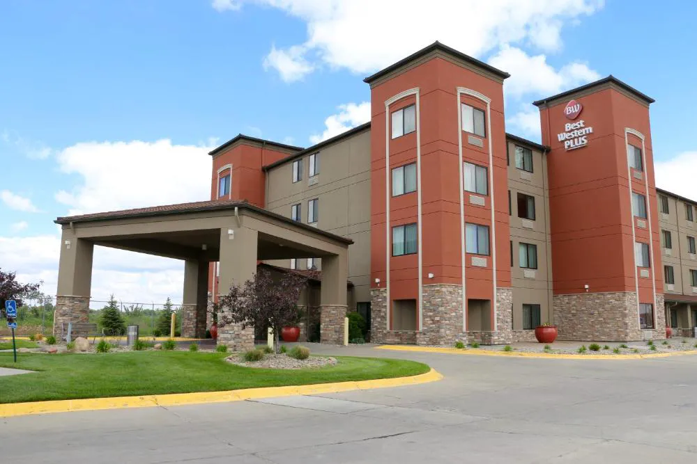 Best Western Plus Omaha Airport Inn hotel hero